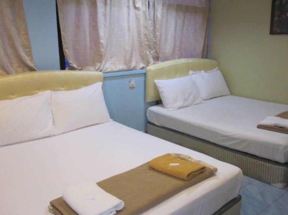 Sungai Besi H1 Hotel Сери Кембанган Екстериор снимка